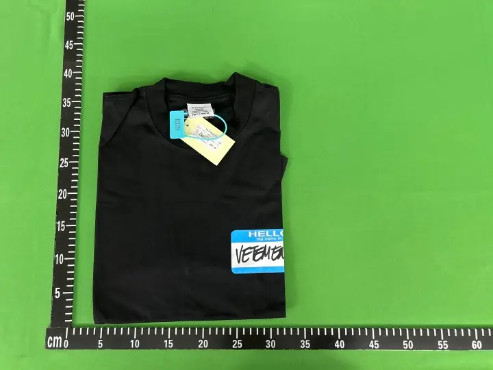 Vetements Tees QC photo 1