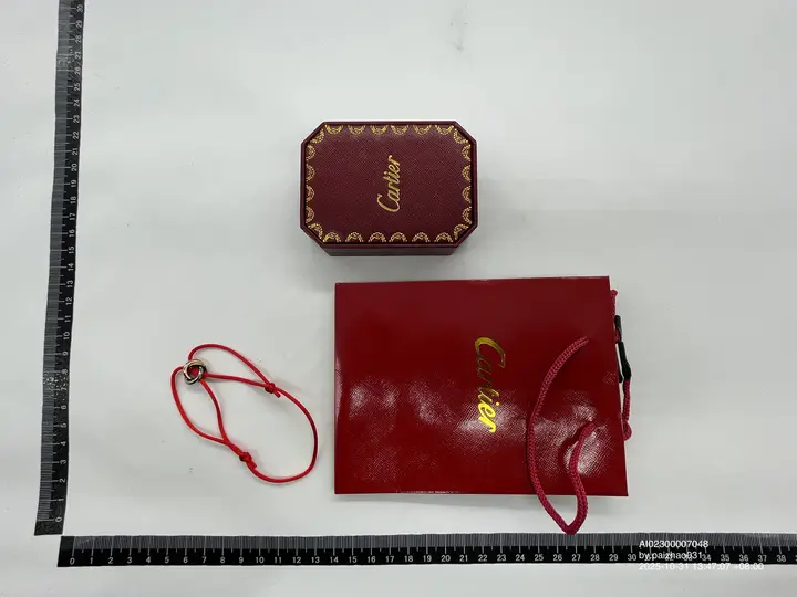 CARTIER BRACLET QC photo 4