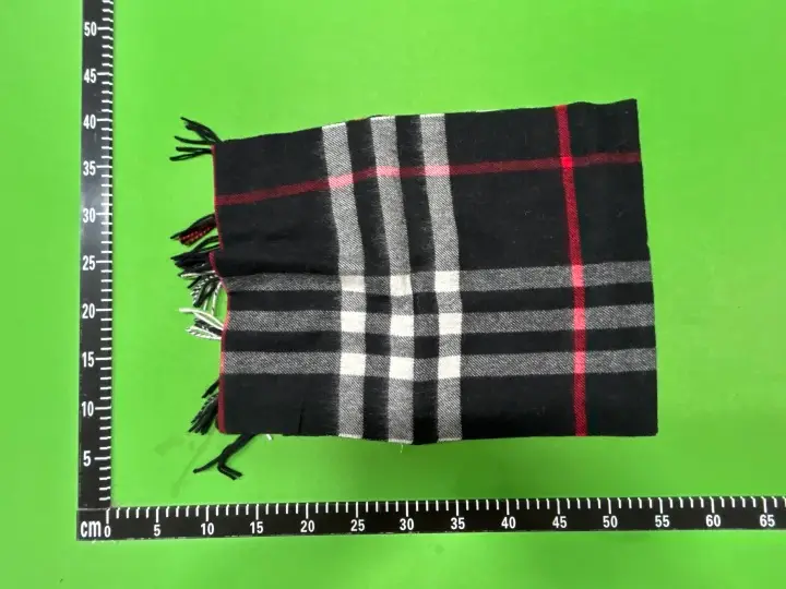 Burberry Scarf QC photo 14