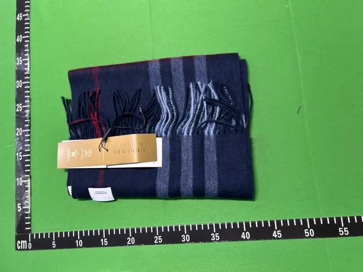 Burberry Scarf QC photo 20