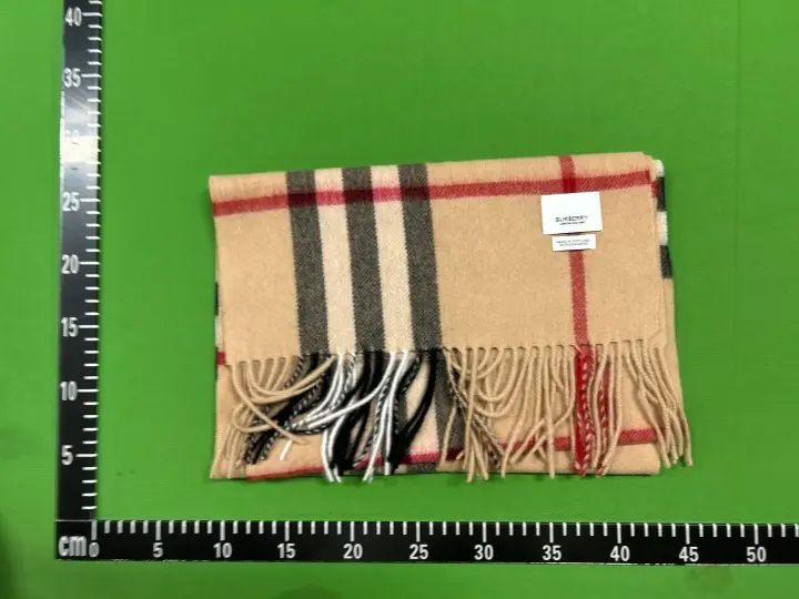 Burberry Scarf QC photo 3