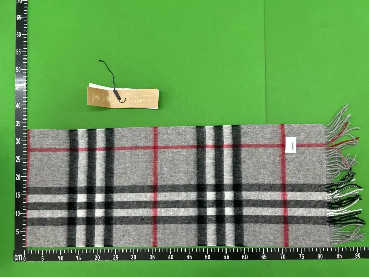 Burberry Scarf QC photo 5