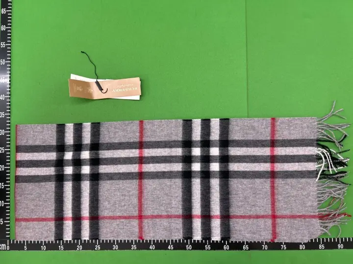 Burberry Scarf QC photo 6