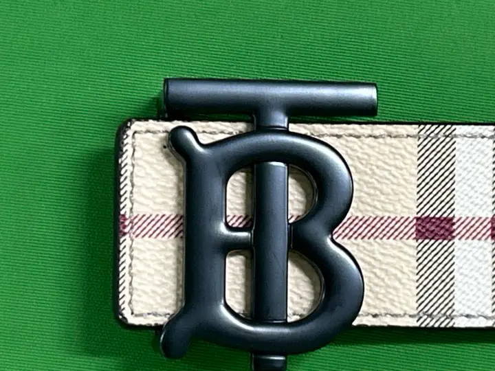 Best Batch for Burberry Belt QC photo 17