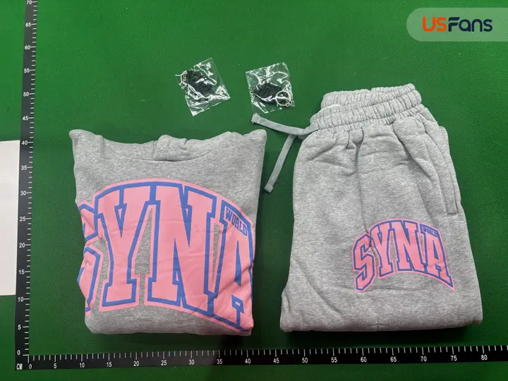 Syna Tracksuit QC photo 14