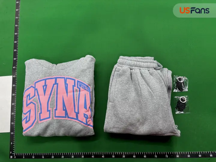 Syna Tracksuit QC photo 18