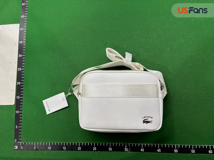 Lacoste Bag QC photo 1