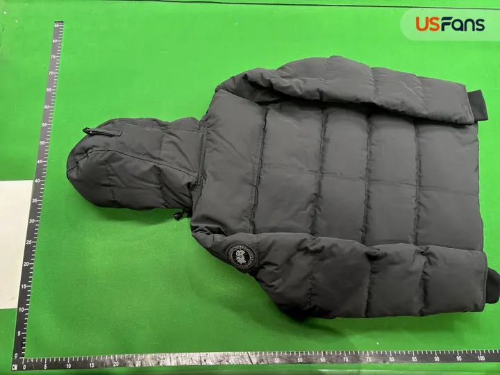 Canada Goose Wyndham Jacket QC photo 8