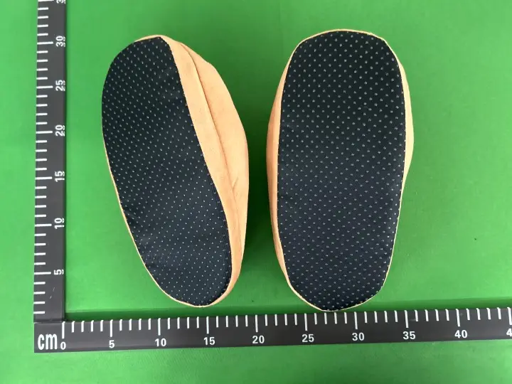 Feet Slides QC photo 4