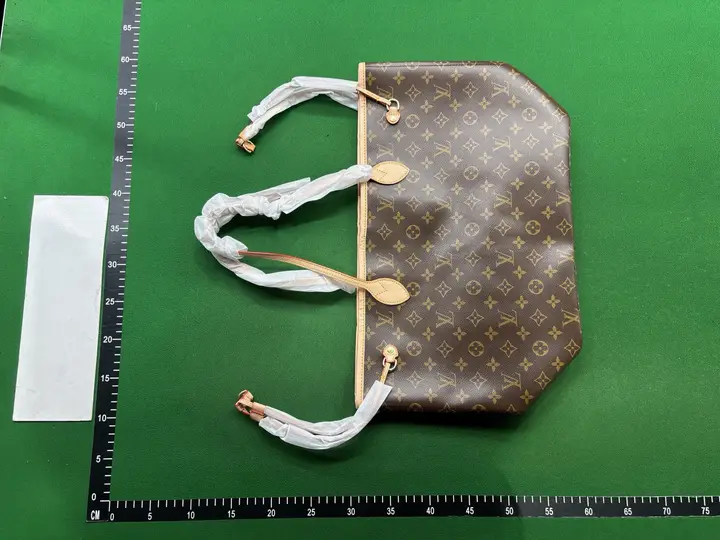 Louis Vuitton Neverfull GM Bag QC photo 10