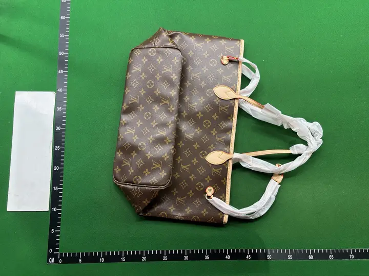 Louis Vuitton Neverfull GM Bag QC photo 9
