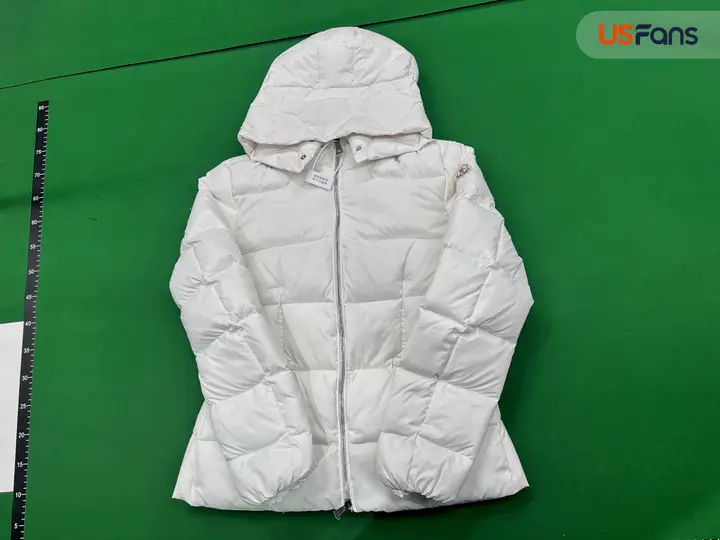 Moncler Laichefur Down Jacket for Womens QC photo 11