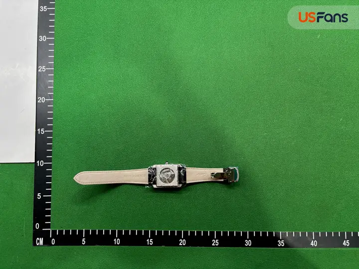 Cartier Tank Watch QC photo 5