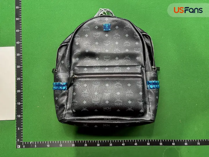 MCM Stark Visetos QC photo 1