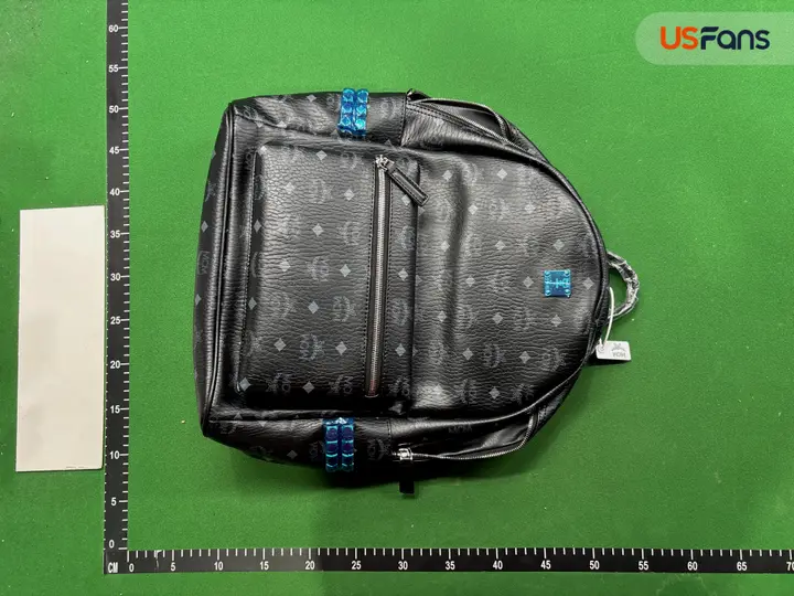 MCM Stark Visetos QC photo 3