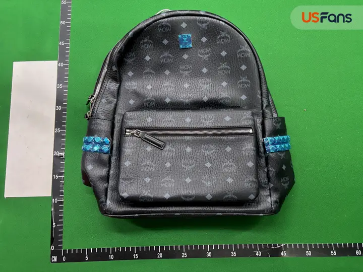 MCM Stark Visetos QC photo 4