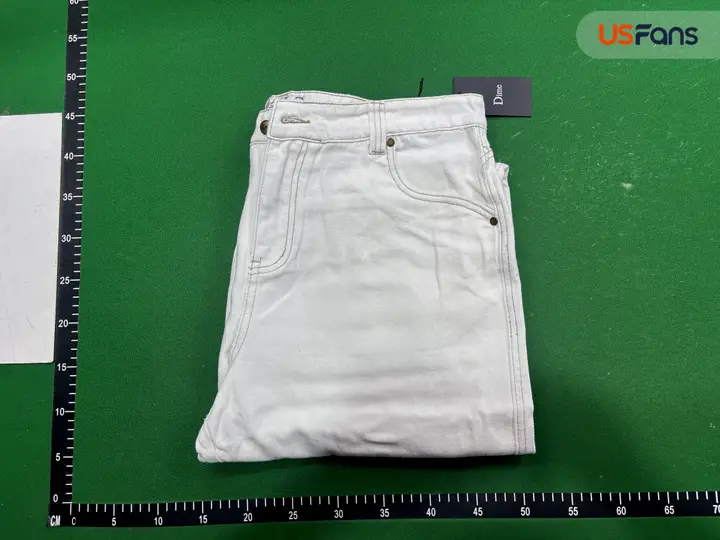 Dime Jeans QC photo 4