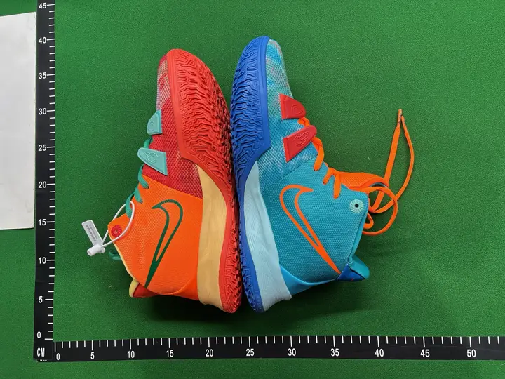 Nike Kyrie 5 Spongebob Squarepants QC photo 10