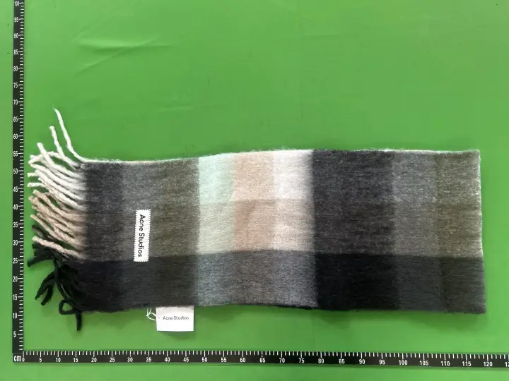 Acne Studios Scarf QC photo 4