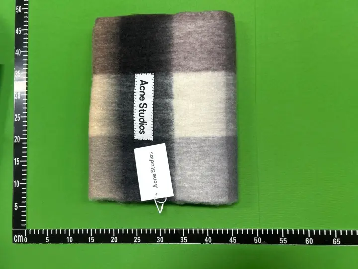 Acne Studios Scarf QC photo 7