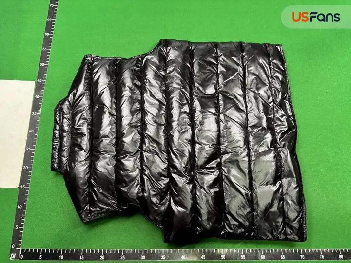 Moncler Vest Black Bormes QC photo 11