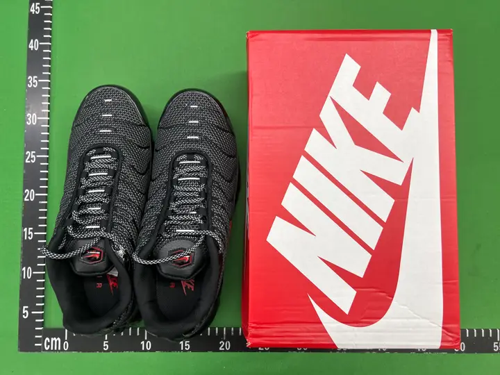 Nike TN All Black Shoes QC photo 10