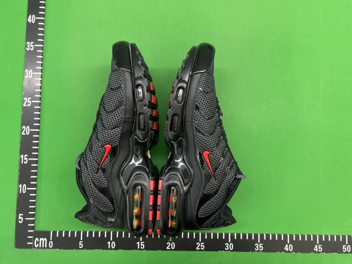 Nike TN All Black Shoes QC photo 14
