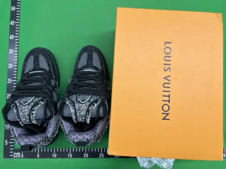 LV Skate Sneakers White QC photo 9