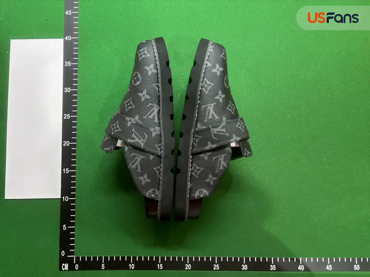 LV Cosy Cosy Shoes QC photo 3