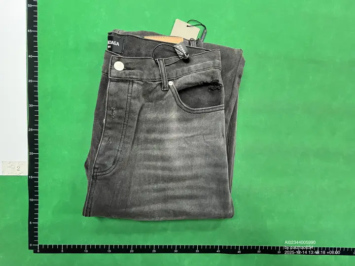 Balenciaga Jeans QC photo 17