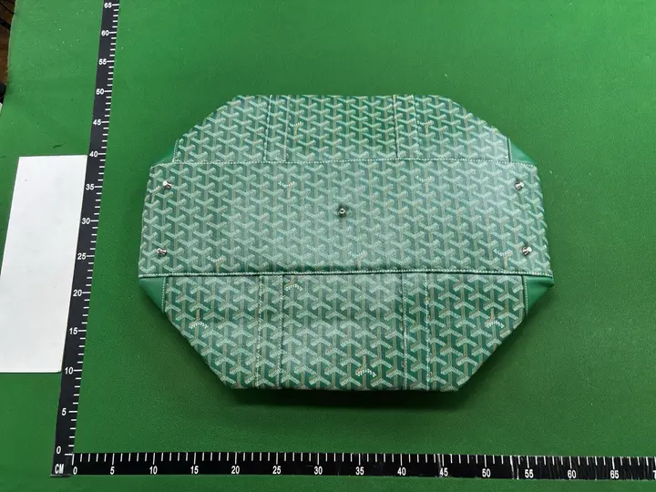 Goyard Bag QC photo 13