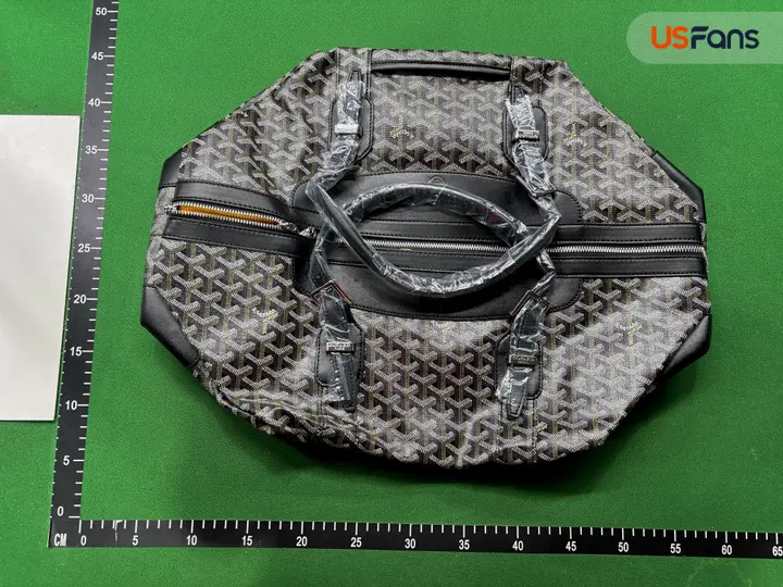 Goyard Bag QC photo 15