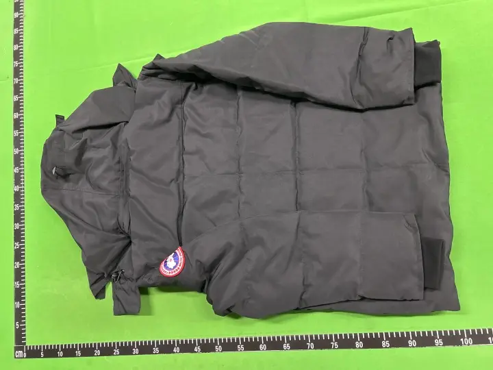 Canada Goose Wyndham Heritage Jacket QC photo 2