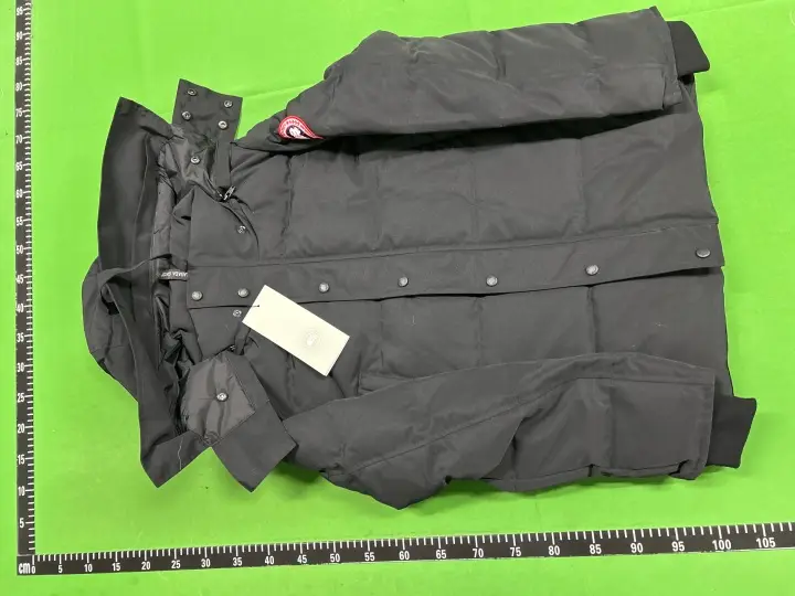 Canada Goose Wyndham Heritage Jacket QC photo 3