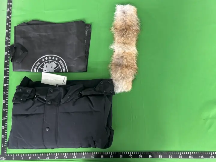 Canada Goose Wyndham Heritage Jacket QC photo 5