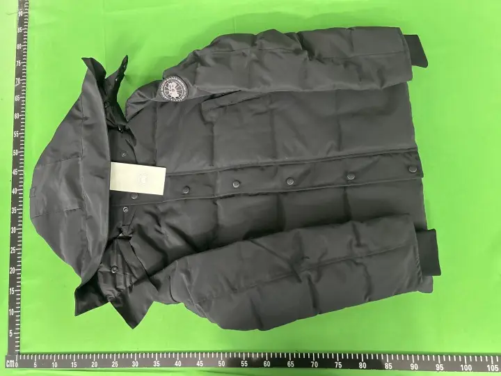 Canada Goose Wyndham Heritage Jacket QC photo 7