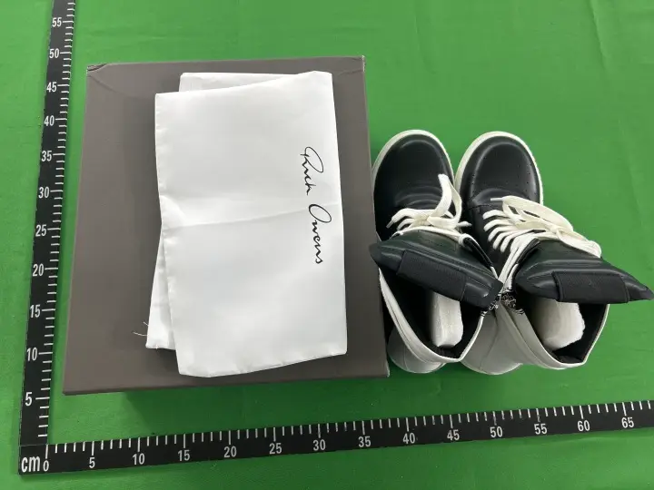 RO Jumbo Lace Shoes QC photo 2