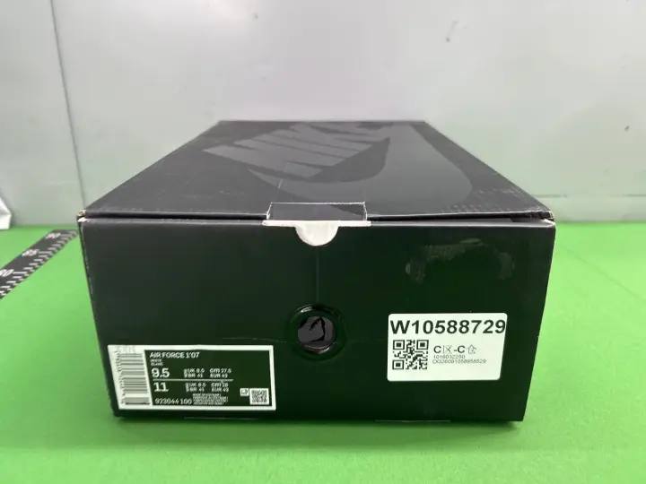 Air Force Supreme x CDG Shoes QC photo 1