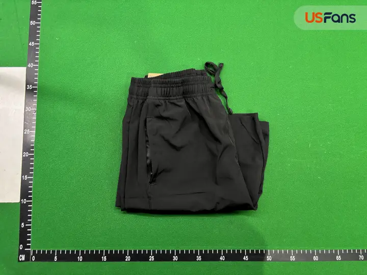 Air Jordan Essentials Fleece Shorts QC photo 12