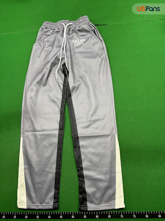 Gallery Dept Flared Sweatpants QC photo 14