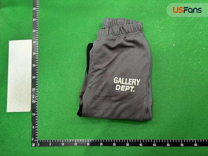 Gallery Dept Flared Sweatpants QC photo 20