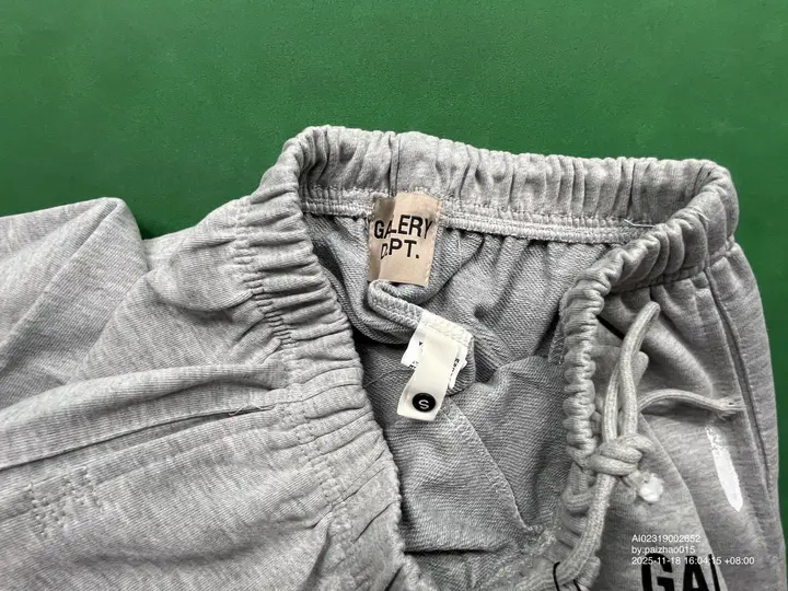Gallery Dept Flared Sweatpants QC photo 8