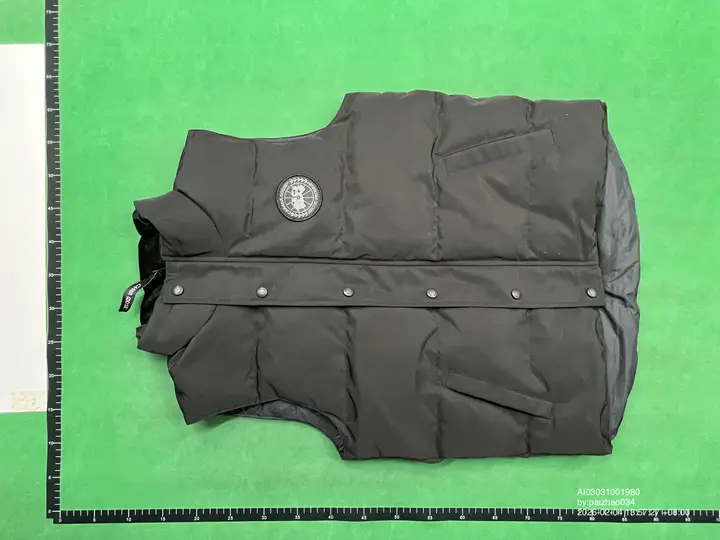 Canada Goose Vest QC photo 12