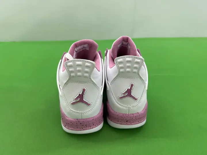 Jordan 4 Orchid QC photo 1