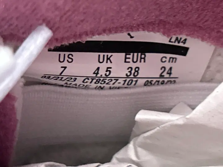 Jordan 4 Orchid QC photo 3