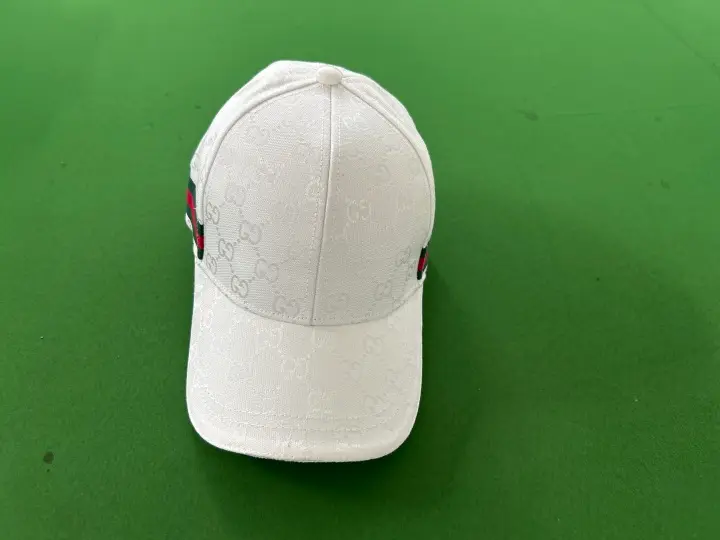 Gucci Caps QC photo 1