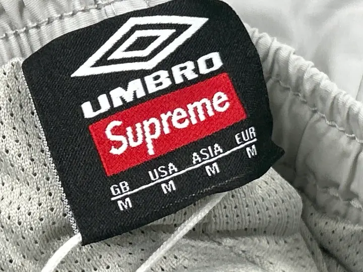 Supreme x Umbro Windbreaker Set QC photo 18