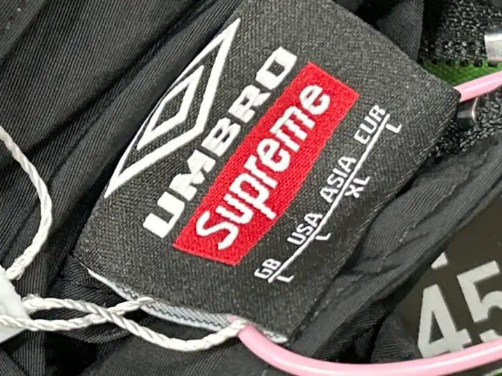 Supreme 22SS Track Jacket QC photo 14