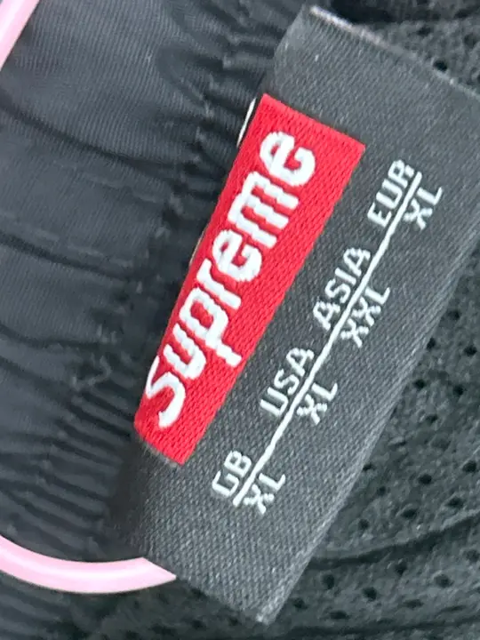 Supreme 22SS Track Jacket QC photo 6