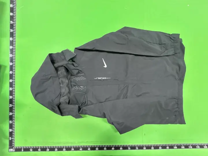 Nike Windbreaker Jacket QC photo 14